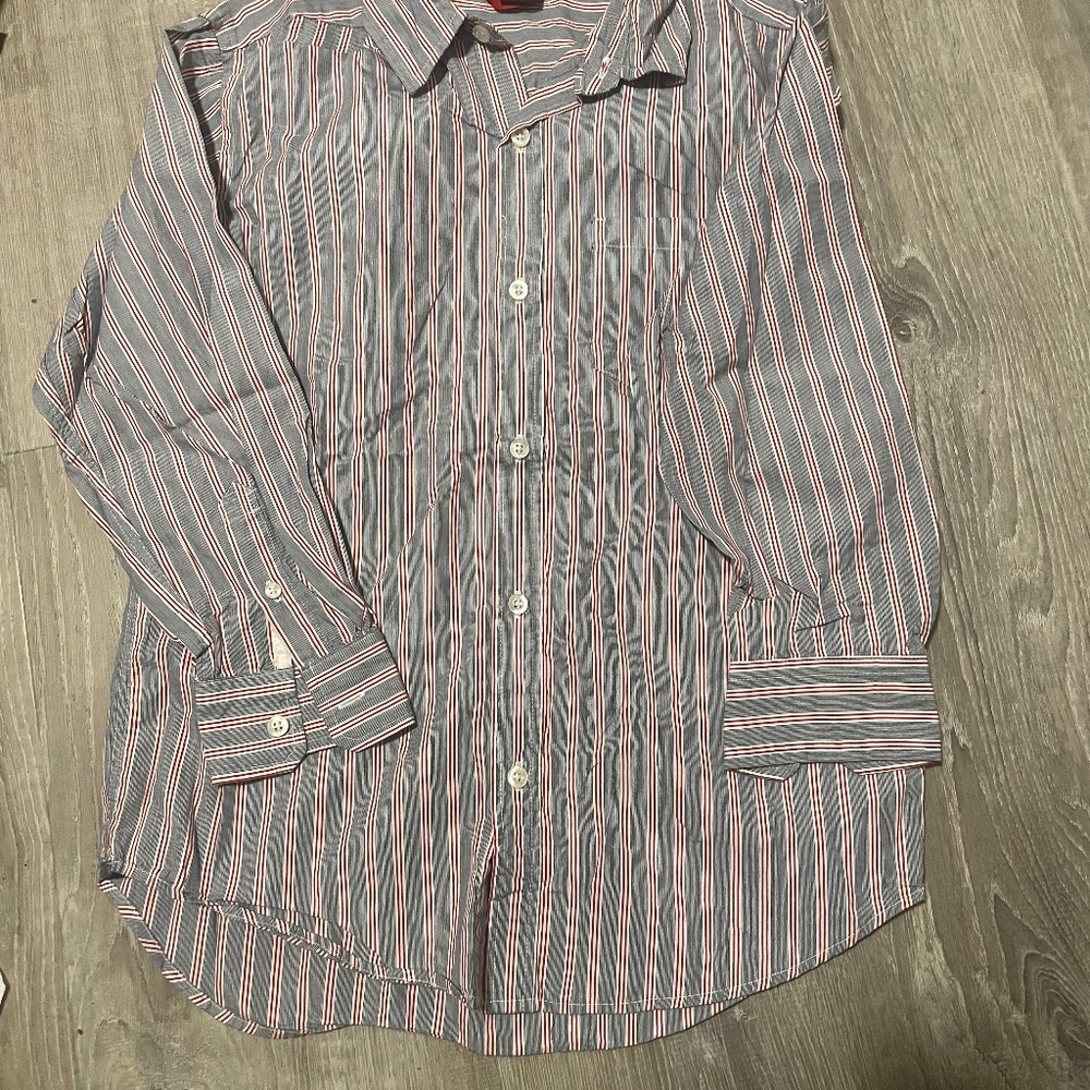Boys GAP button down SHIRT HAS NOT BEEN WORN